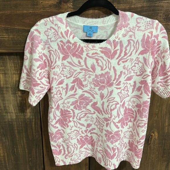 Woman’s short sleeve sweater - Picture 2 of 6